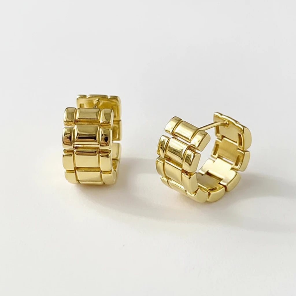 Bold Luxe Gold Link Hoop Earrings – Statement Everyday Jewelry